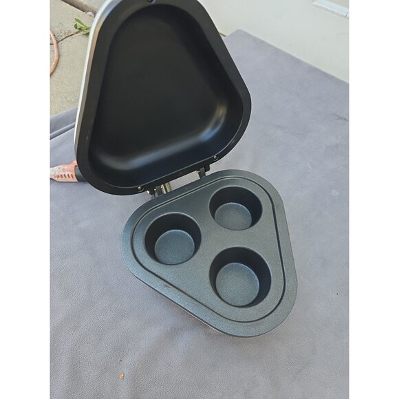 Breville Muffin Magic Muffin Maker MFM50XL Electric Baker Table Top Portable - Picture 5 of 11